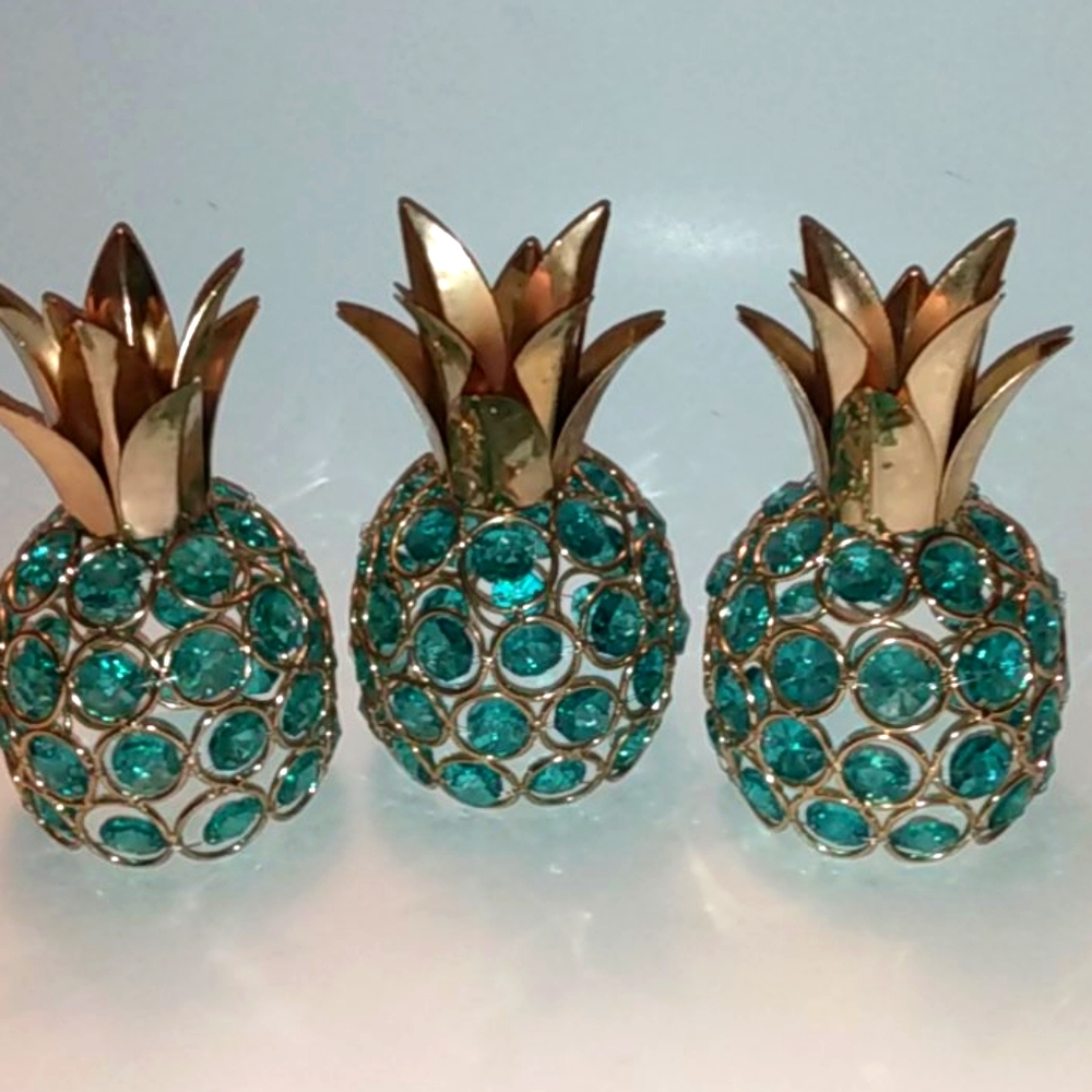 Jeweled Turquoise Pineapple 🍍